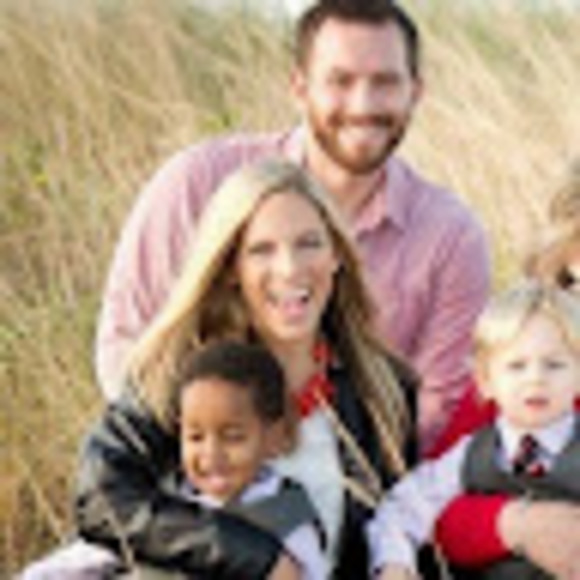 Meet your Posher, Brooke - Picture 1 of 1